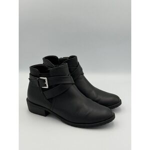 Time and Tru Black Ankle Boots Buckle Strap Low Heel Booties Women 7.5